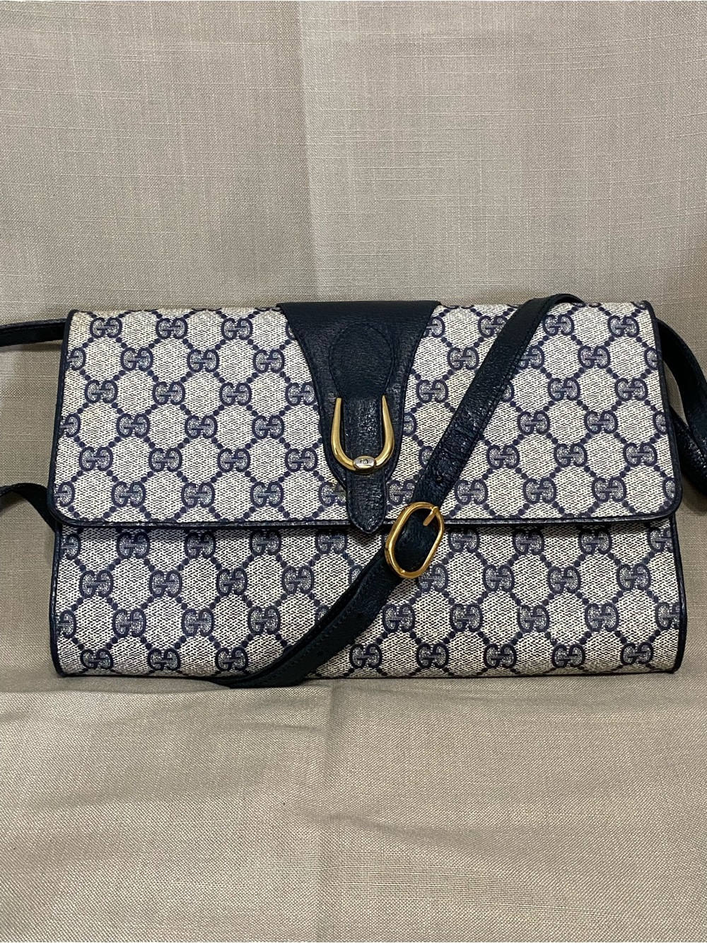 Gucci Crossbody/Shoulder Bag GG Vintage Clutch Envelope Monogram - Picture 2 of 16